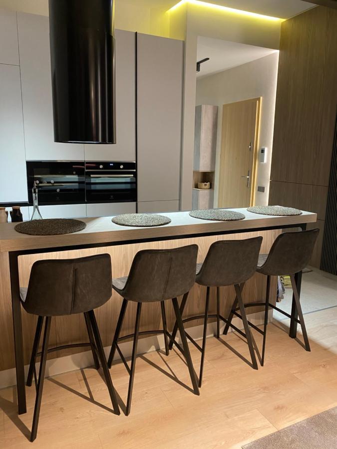 Art'Penthouse Aparthotel Брашов Екстериор снимка